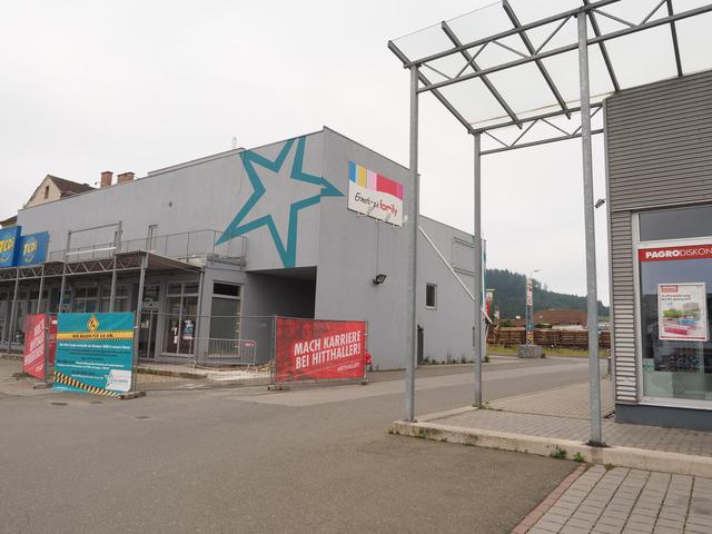 Lückenschluss im Star Center in Leoben-Leitendorf: Das Gebäude mit der ehemaligen Disco wird mit dem Nebenobjekt verbunden.