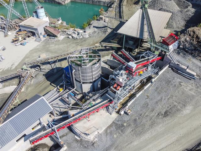 Die neue Nassaufbereitungsanlage im Natursteinwerk Kogler in St. Urban aus der Vogelperspektive | Foto: Stefan Zoltan