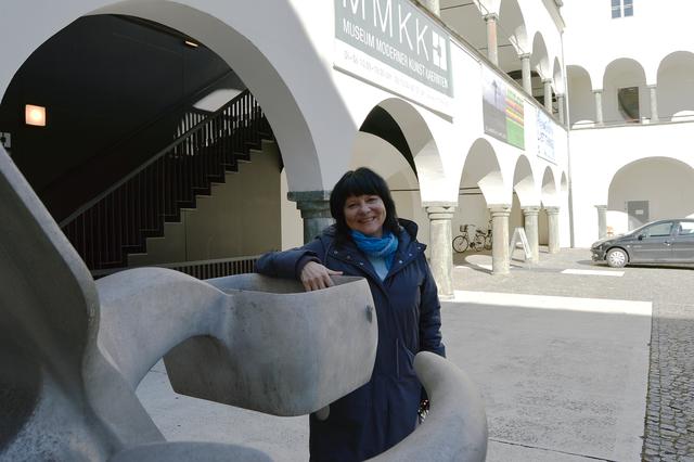 Inga Horny, Stadtmarketing-Leiterin, am Foto noch zu Vor-Corona-Zeiten im Burghof