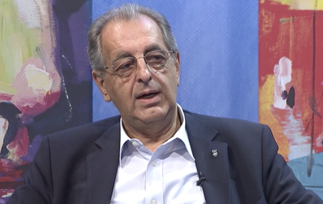 Karl Harbich bei einem Interview auf WNTV (Fernsehen Wiener Neustadt).