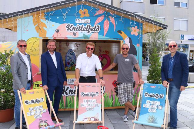 Bürgermeister Harald Bergmann (Mitte) und Co. bei der Eröffnung.