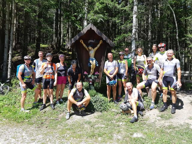 Die Mountainbiker der Wintersportgruppe Gaflenz auf ihrer Tour rund um Eisenerz.