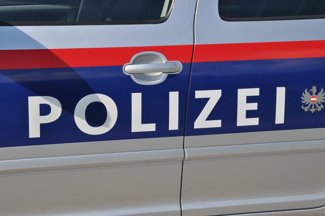 Die Polizei gab soeben einen Traktor-Unfall mit tödlichem Ausgang bekannt.