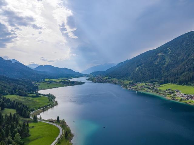 Der Weißensee ist am Samstag, dem 22. August 2020, erstmals Schauplatz des Alpen-Adria-Swim-Cups. | Foto: Weissensee Information/Steinthaler
