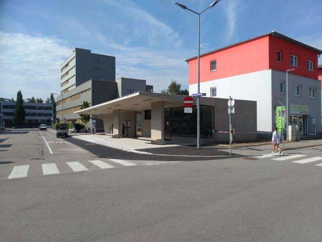 Das barrierefreie Fahrgastzentrum wird im September noch um 22 Fahrradständer erweitert.  | Foto: Stadtamt Vöcklabruck