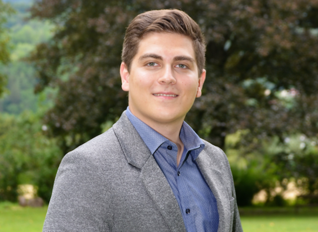 Macht den Niklasdorfer Gemeindevorstand "zweifärbig": Gemeindekassier Alessandro Kopeter von der FPÖ.
