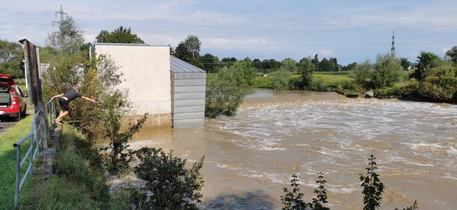 Die hochwasserführende Raab bei Neumarkt. | Foto: jdf-events.at