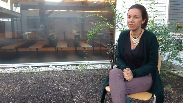 Pfarrerin Anna Kampl zur Jugend in Corona-Zeiten: "Das ist eine Gruppe, die in der jetzigen Situation besonders leidet – und jetzt in den Medien auch noch oft als Sündenbock hingestellt wird."