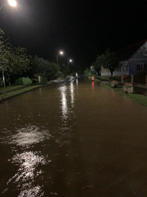 In Weichselbaum stand der ganze Ortskern unter Wasser. | Foto: Feuerwehr