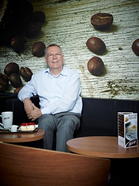 McDonald's Franchisenehmer Winfried Schmitz bietet in Klosterneuburg nun auch McDelivery an. | Foto: McDonald's Österreich