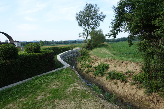Der erhöhte Schutzdamm in Dobersdorf ist fertig.
