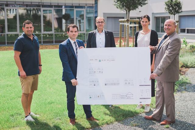 Präsentation der Umbaupläne: Andreas Hochold, Marcel Pomper, Leonhard Schneemann, Deirdre Zipp, Tomm Fichtner | Foto: Michael Schreiber
