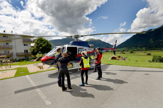 Die Bergrettung Ehrwald und die Alpinpolizei haben Mittwochfrüh die Suche nach einem 36-jährigen Deutschen wiederaufgenommen.