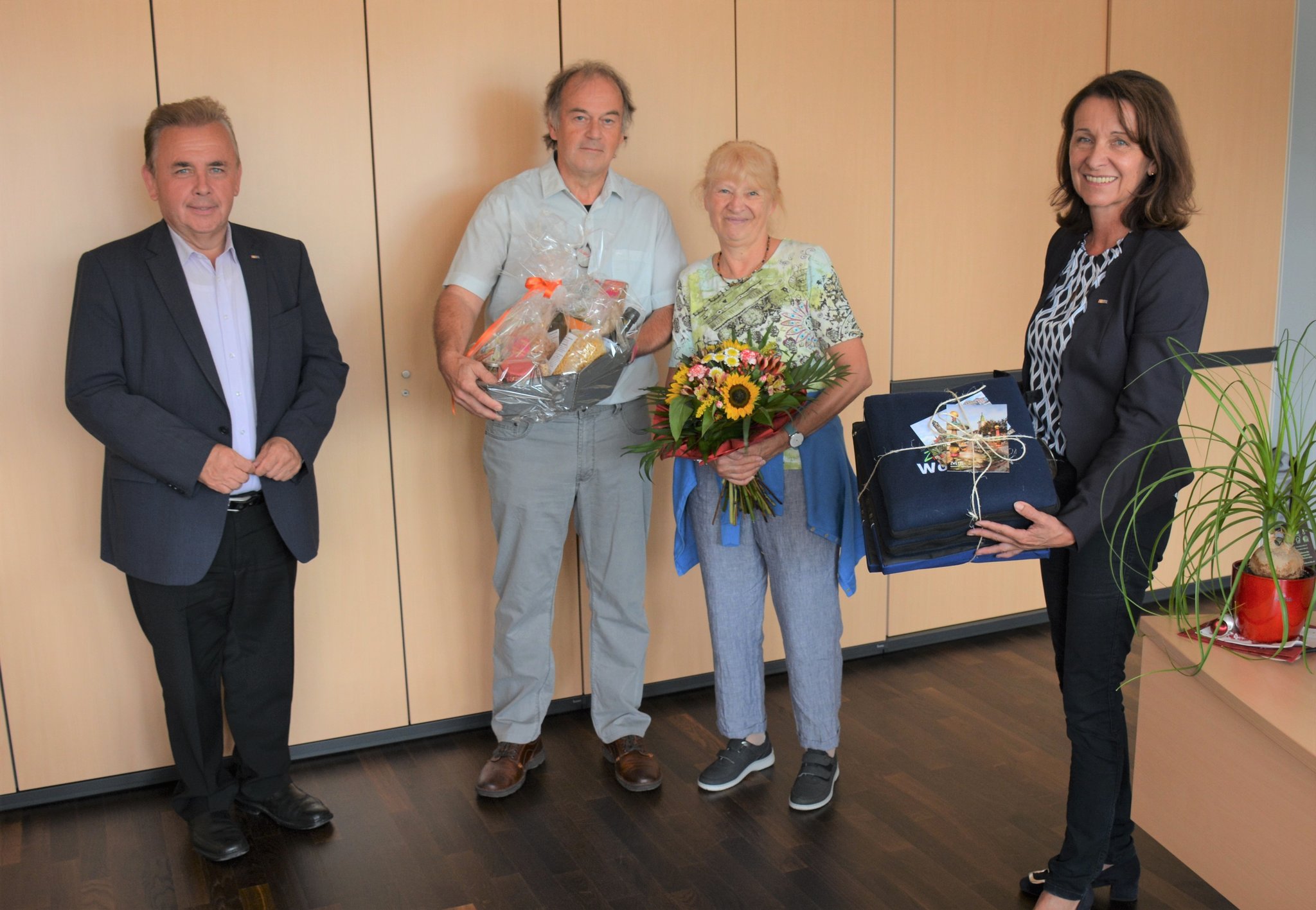 Vom Hobby zum Wanderexperten WanderblogGründer Johann Berger geehrt