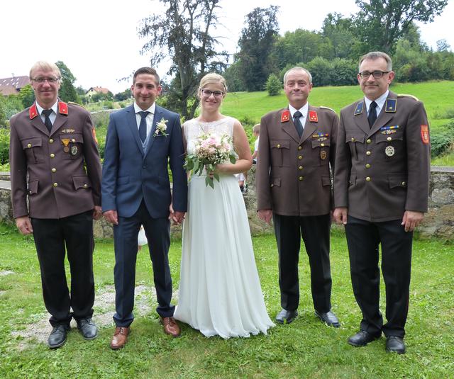 Kommandant Stellvertreter Kitzler Wolfgang, Prinz Andreas, Prinz Johanna, Kommandant Maier Martin, Verwalter Stallovits Markus | Foto: FF Hollenstein