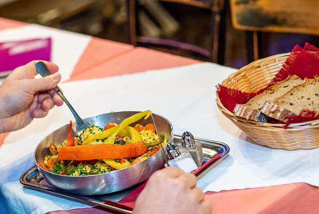 Das Theatercafé in der Mandellstraße ist auch für seine Eierspeis-Variationen bekannt.  | Foto: Jörgler 