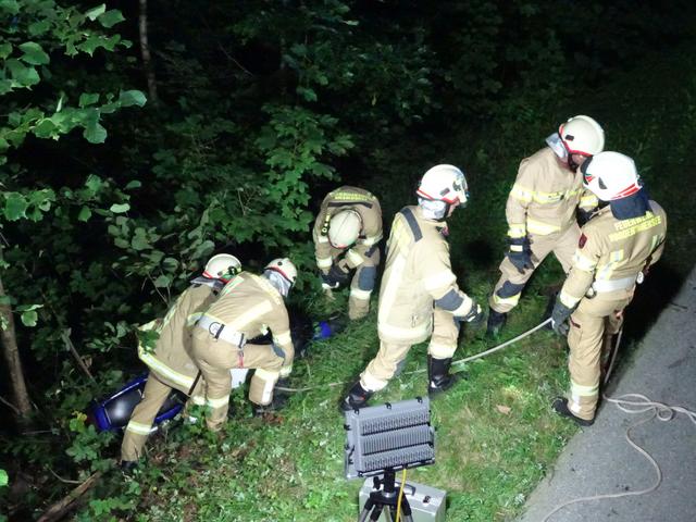 Am 21. August kam es durch einen Motorradunfall in Thiersee, zu einem Großeinsatz der freiwilligen Feuerwehren.  | Foto: Wolfgang Schlatter