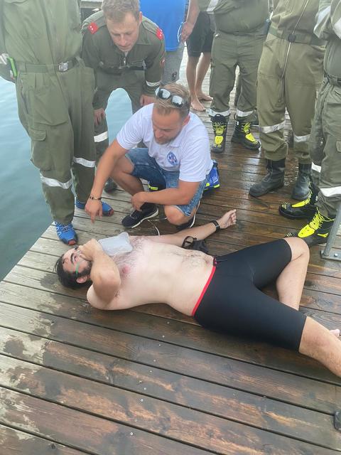 Erstversorgung des Verunfallten | Foto: FF Thalsdorf