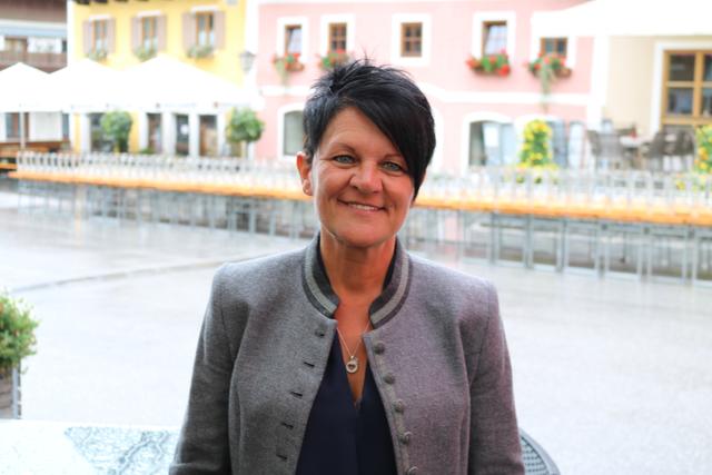 "Ich kann mich noch gut an Schwester Sieglinde im Elisabethinum-Kindergarten von St. Johann erinnern und dass ich die Kleinste war." (Sonja Heigl. Büro-Gastgewerbe)