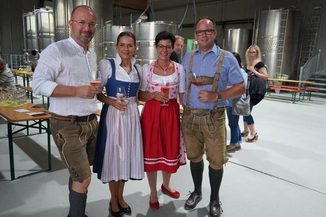 Christoph Leszkovich mit Sandra, Petra und Christian Herzog. | Foto: Andrea Glatzer