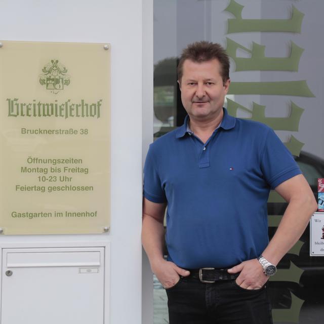 Günter Edelsbrunner hat nach mehr als elf Jahren in der Pleschinger Stub'n den Breitwieserhof neu übernommen. | Foto: Baumgartner/BRS