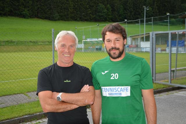 Trainer Werner Oberrisser (li.) mit Kapitän Tobias Konec  | Foto: kope