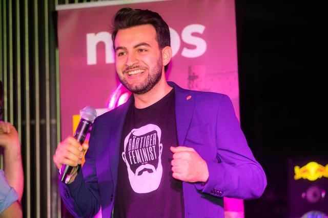 Mit dem ersten Gemeinderat September übernimmt „der Neue“, Ismail Uygur, Student aus Salzburg und Mitglied des erweiterten Landesteams | Foto: Neos/Mike Vogl