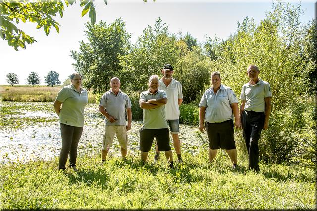 Die Mitglieder der Berg- und Naturwacht beim Biotop in Mooskirchen | Foto: Josef Klug