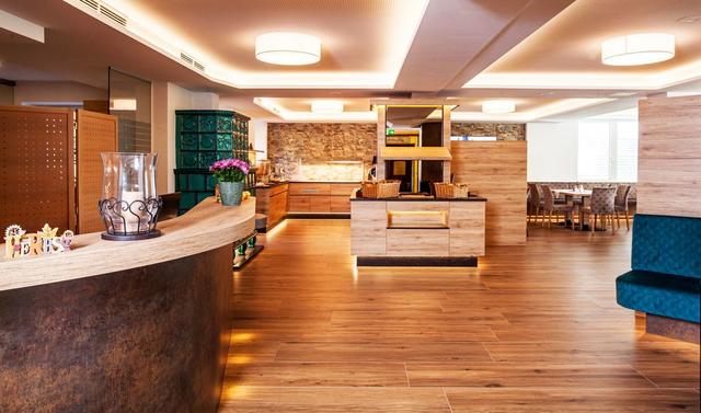 Der Frühstücksraum ist hell und freundlich. | Foto: Josef Reiter