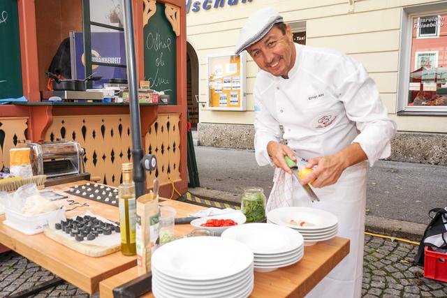 Mit dabei war auch der Miet- und Event-Koch Ernst Muhr. | Foto: Stadt Lienz/Lenzer