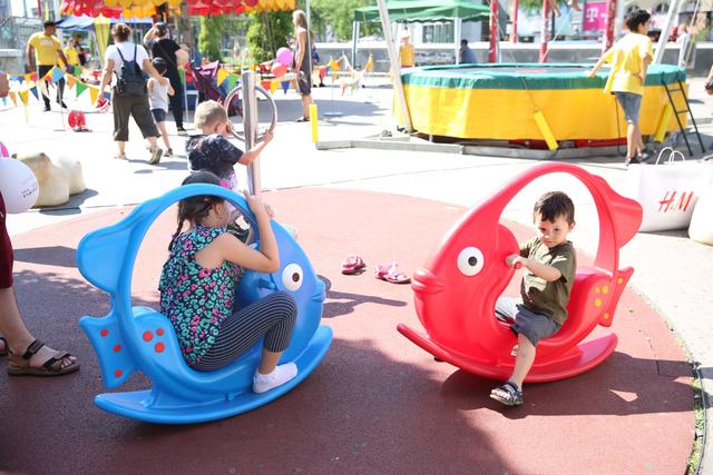 Das Nachbarschaftsfest am Leipziger Platz bietet Spiel und Spaß für Jung und Alt. | Foto: Verein BSKI