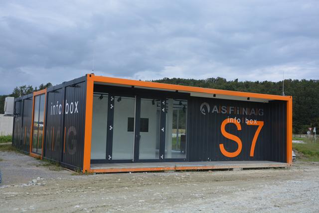 Die S 7-Infobox in Speltenbach, die als Ausgangspunkt für Baustellenführungen dienen soll, wird im Oktober fertig gestellt werden.