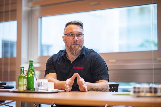 Aus Amstetten war Dietmar Hochstöger (Dietmar Hochstöger Music, Blechblasinstrumenterzeuger, Reparatur und Wartung von Holz- und Blechblasinstrumenten). | Foto: Matejschek