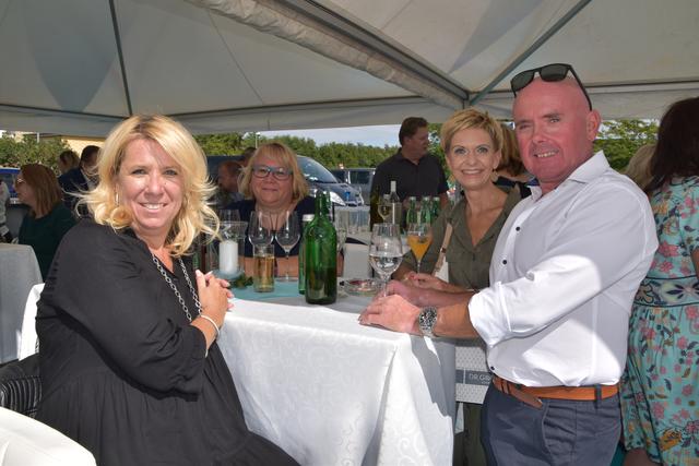 Michaela Spurny, Sabine Schick, Birgit Kreizinger und Jürgen Jakob.  | Foto: Karin Zeiler / Bezirksblätter NÖ