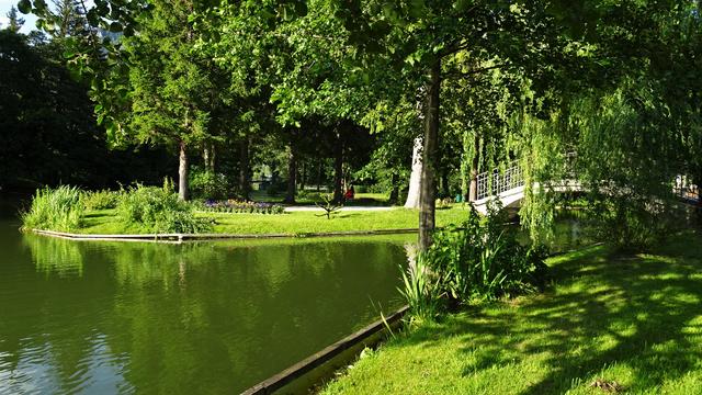 ... die Lenau-Insel befindet! ...