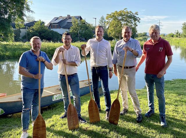 Rainer Spenger, Philipp Gerstenmayer, Michael Schnedlitz, Franz Dinhobl und Andi Camus (v.l.). | Foto: Höger, FPÖ WRN