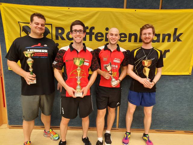 Glückliche Sieger: Andreas Berger, Daniel Hauss, Patrick Fessl und Tom Doberenz. | Foto: Atu Traismauer