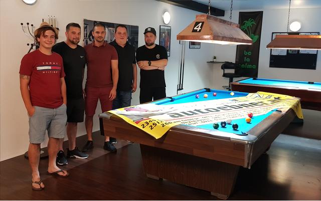 v.l.n.r.: Christian E., Avni B., Alexander F., Markus P. (Lokalbetreiber) und Goran D.