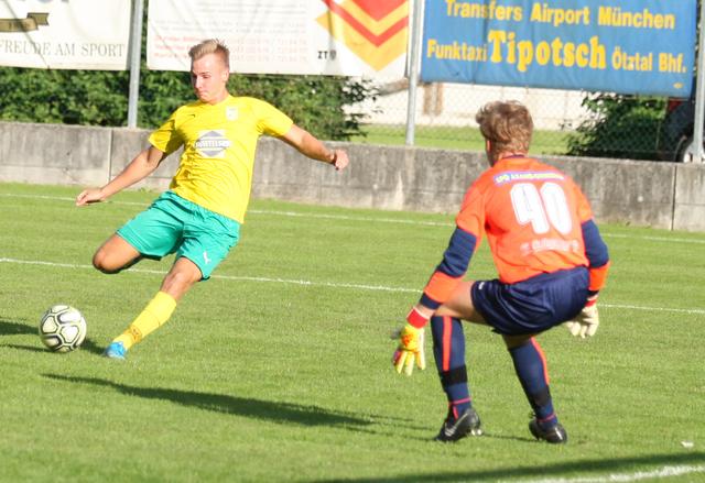 Fabio Herz ließ bei seinem Treffer zum 1:0 dem Gästekeeper keine Chance. | Foto: sportszene.tirol/Leitner