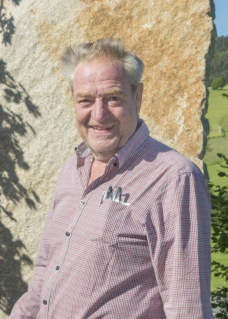 Josef Reitinger, Gärtnermeister, zeigt am Sonntag 13.Setember bei der Haslacher sunnseitn ab  10. 30  Uhr bei einer Performance zusammen mit Markus Kumpfmüller, wie man Grünflächen naturnahe gestaltet. | Foto: Garten Verde