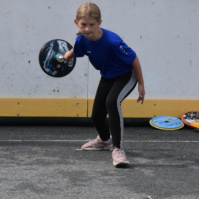 Eis-  Stocksport und Jugendstützpunkt Imst - Stocksport auch bei den Mädels beliebt.  | Foto: Schwaighofer