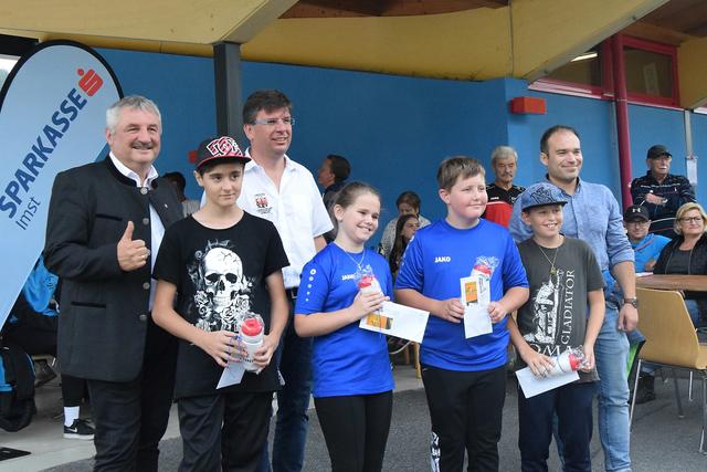Eis- und Stocksport Jugendstützpunkt Imst - Siegerehrung. | Foto: Schwaighofer