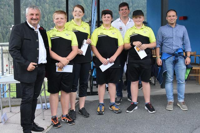 Eis- und Jugendstützpunkt Imst - Siegerehrung. | Foto: Schwaighofer