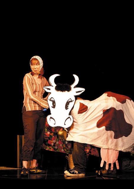 Valerie reist vom Turbanland über den Ozean bis zum Bauernhof. | Foto: Papperlapapp