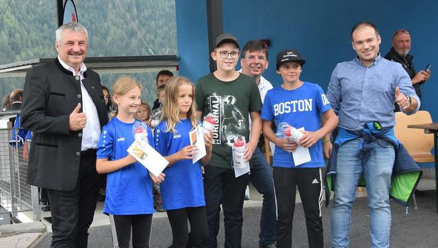 Eis- und Stocksport Jugendstützpunkt Imst - Siegerehrung. | Foto: Schwaighofer