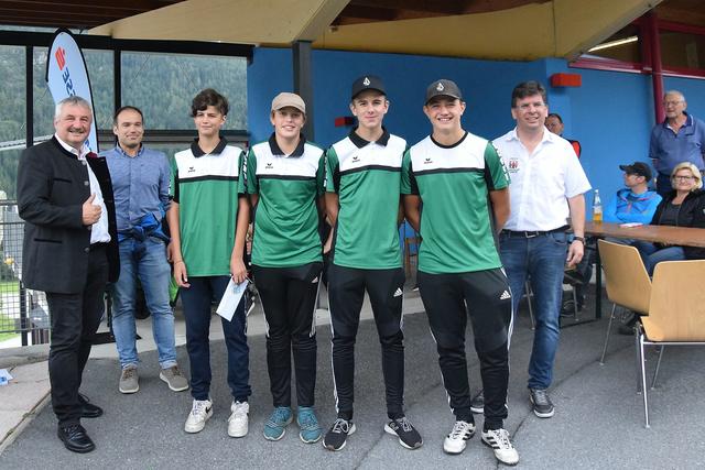 Eis- und Stocksport Jugendstützpunkt Imst - Siegerehrung. | Foto: Schwaighofer