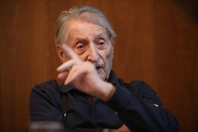 Marko Feingold war Präsident der Israelitischen Kultusgemeinde Salzburg und kämpfte bis zuletzt, vielfach auch an Schulen, unermüdlich gegen das Vergessen. | Foto: Franz Neumayr