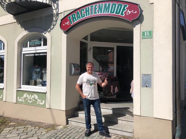 Bernhard Schmid in seinem eigens designten Shirt. | Foto: BRS