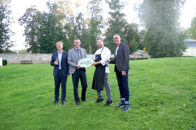 GF Michael Duscher, Landesrat Jochen Danninger, Michael Nährer und Harald Pollak (Obmann der Wirtshauskultur | Foto: Doris Necker