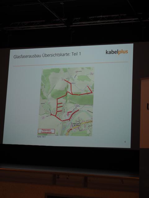 Am Mittwoch fand der Startschuss für die Errichtung eines Glasfasernetzes in Rabenstein statt.